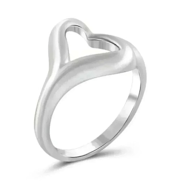Beautiful Boho 925 Sterling Silver Hollow Heart Ring - Picture 3 of 4